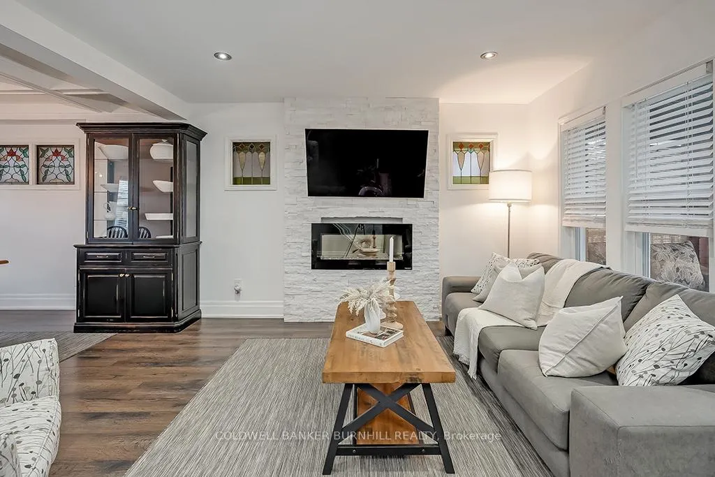 Photo 9 of 97 West Avenue N, Hamilton, Landsdale — HOMEH
