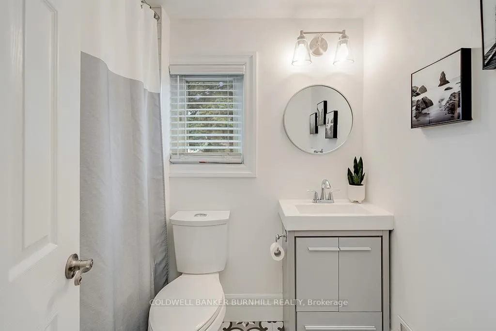 Photo 31 of 97 West Avenue N, Hamilton, Landsdale — HOMEH