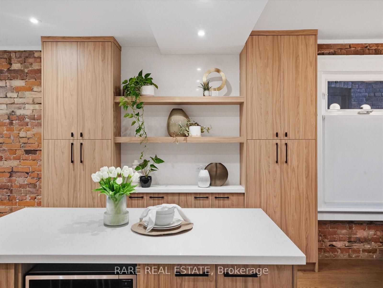 Photo 8 of 12 Herman Avenue, Toronto, Roncesvalles — HOMEH