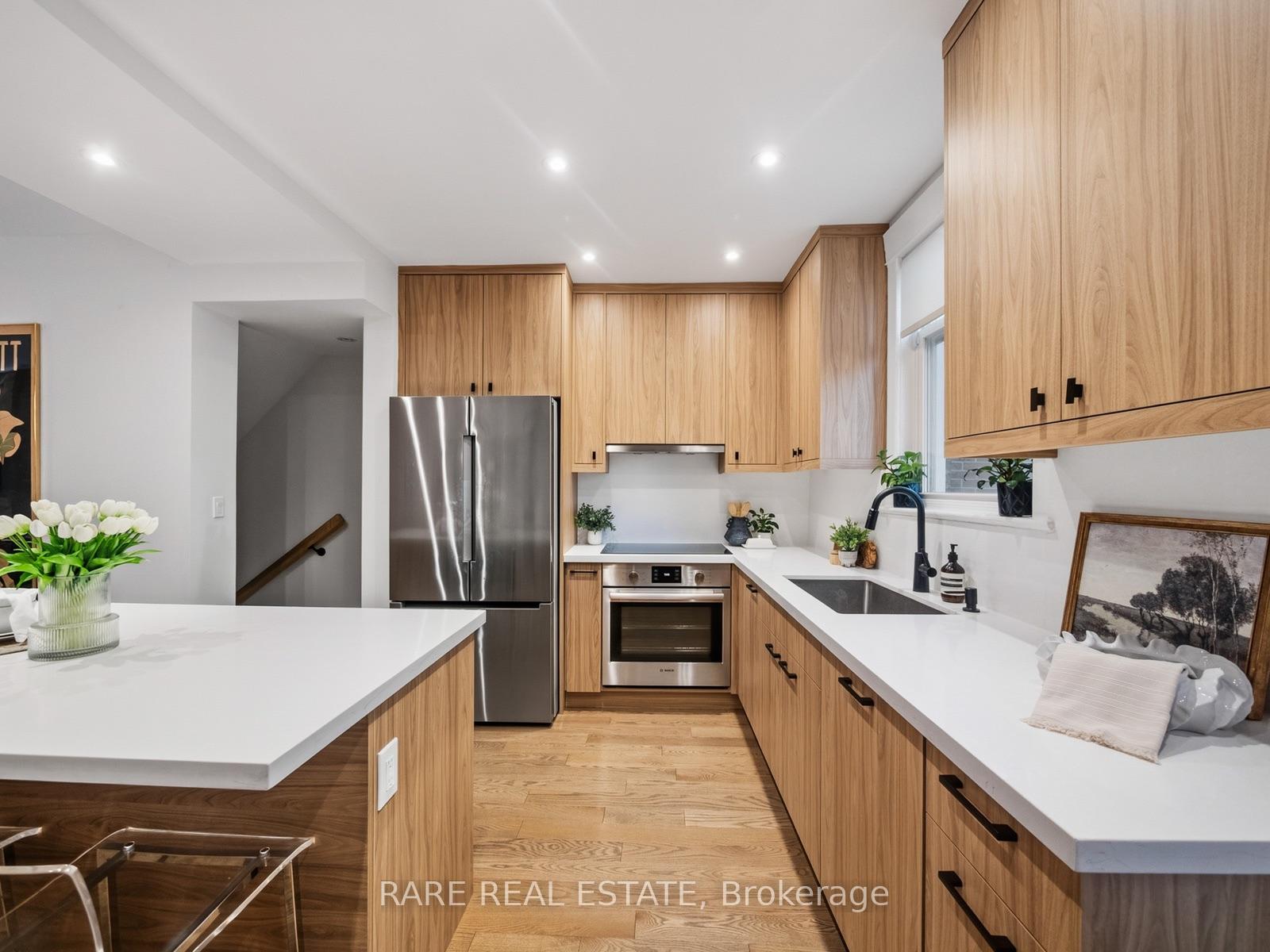 Photo 9 of 12 Herman Avenue, Toronto, Roncesvalles — HOMEH