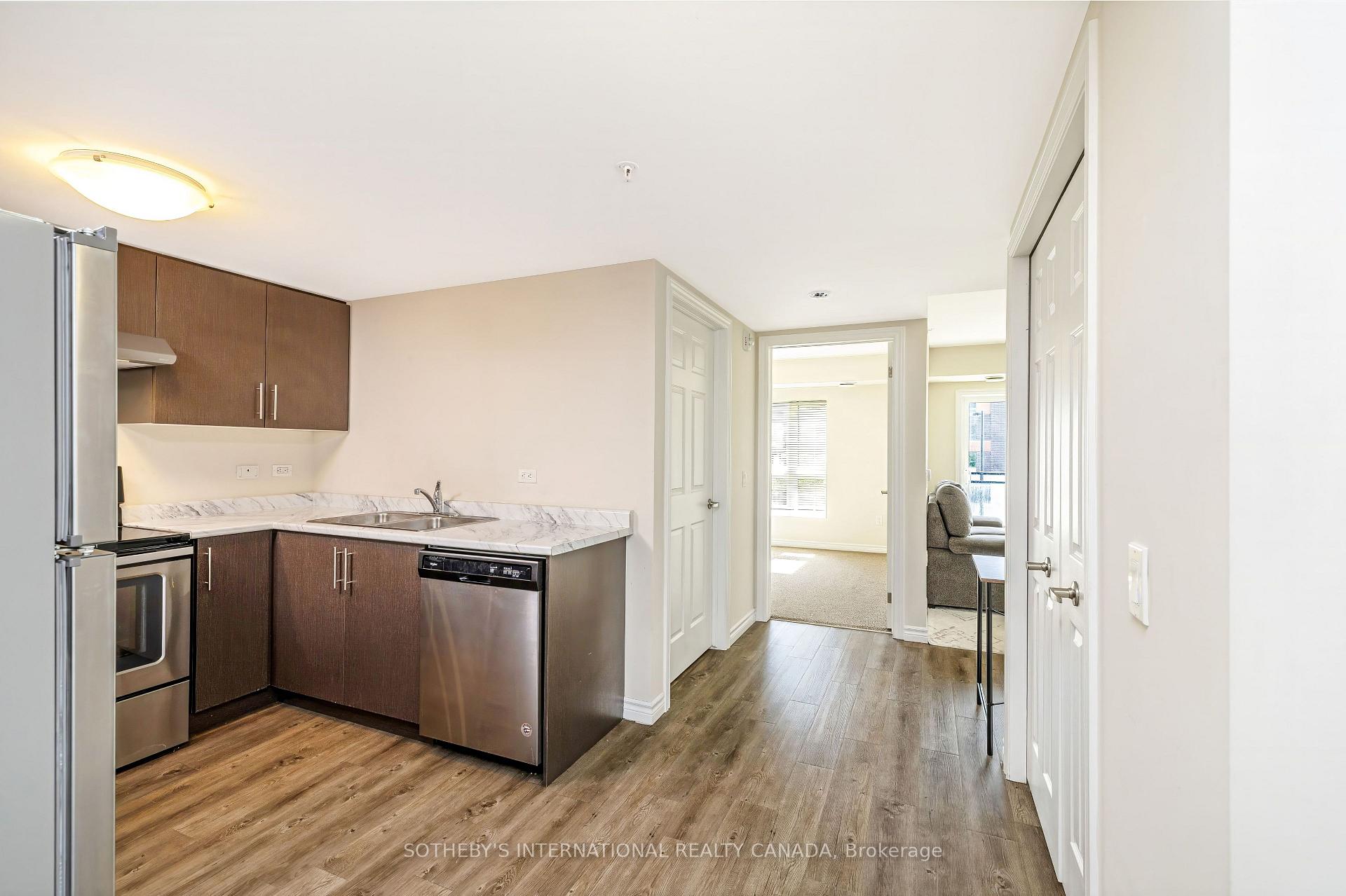 Photo 10 of Unit 212, 7 Kay Crescent, Guelph, Pineridge/Westminster Woods — HOMEH
