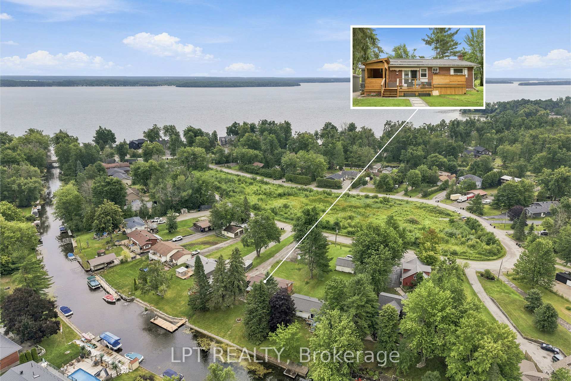 Photo of 2628 Westshore Crescent