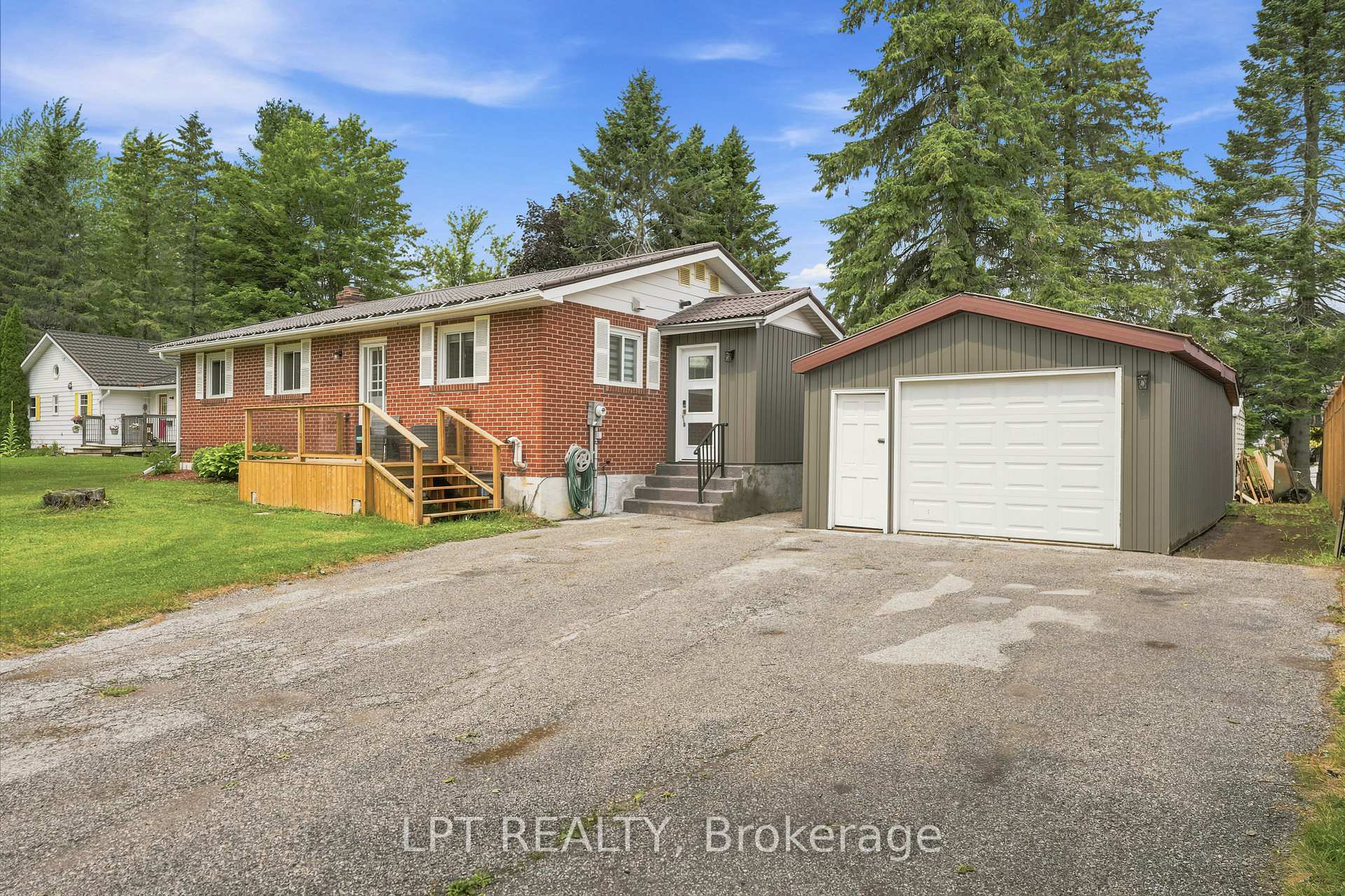 Photo 5 of 2628 Westshore Crescent, Severn, West Shore — HOMEH
