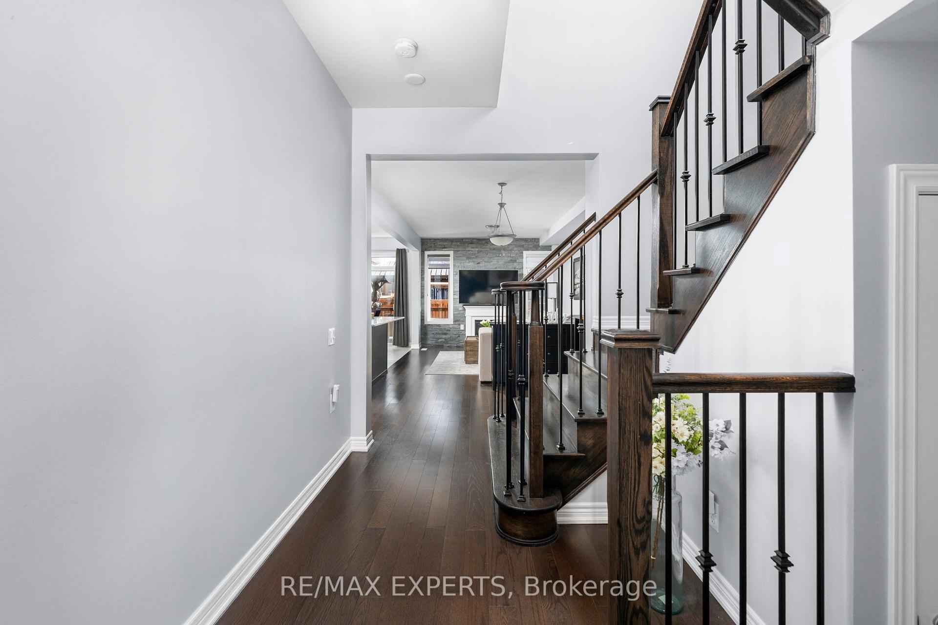 Photo 5 of 45 Maple Trail Road, Caledon, Rural Caledon — HOMEH