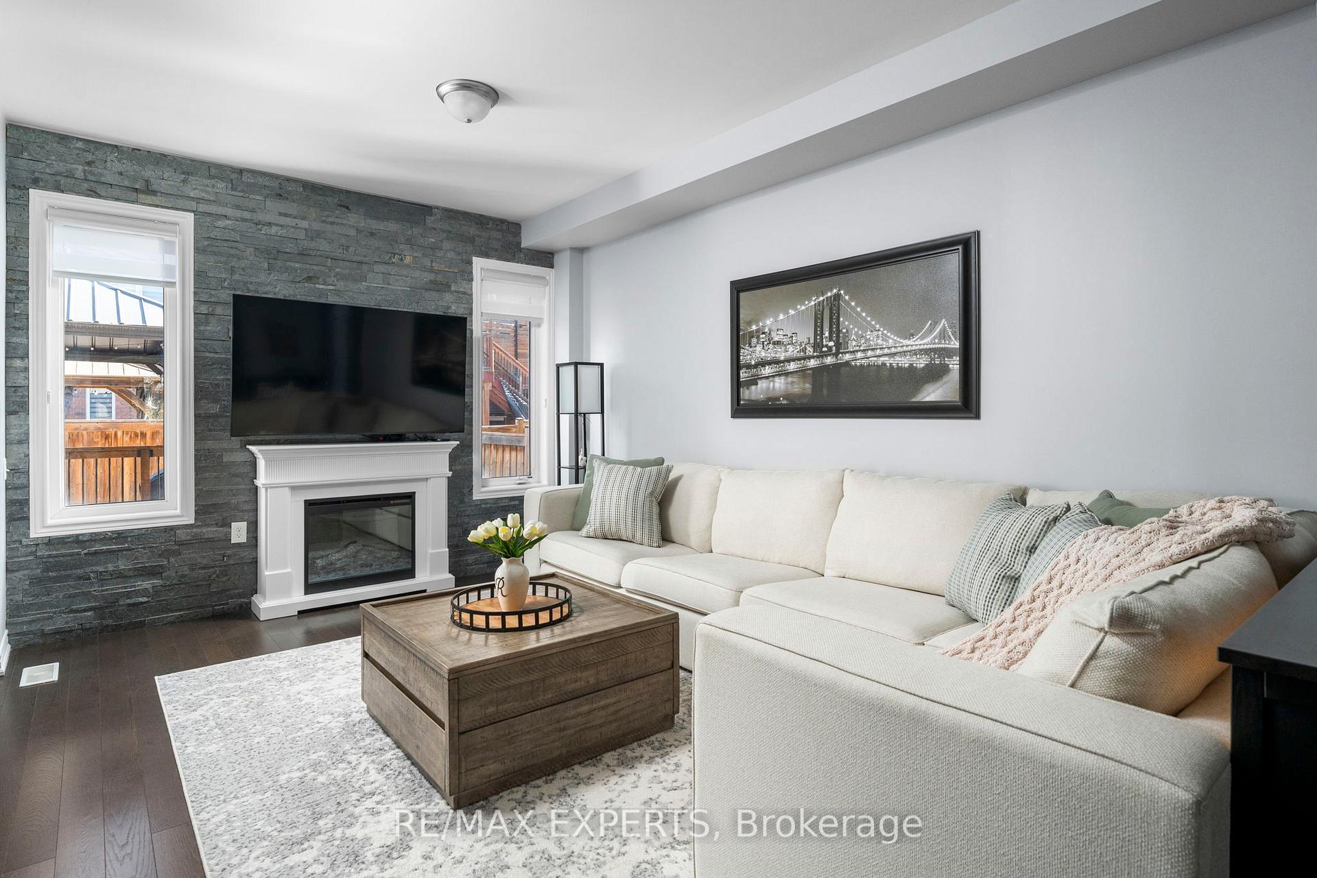 Photo 10 of 45 Maple Trail Road, Caledon, Rural Caledon — HOMEH