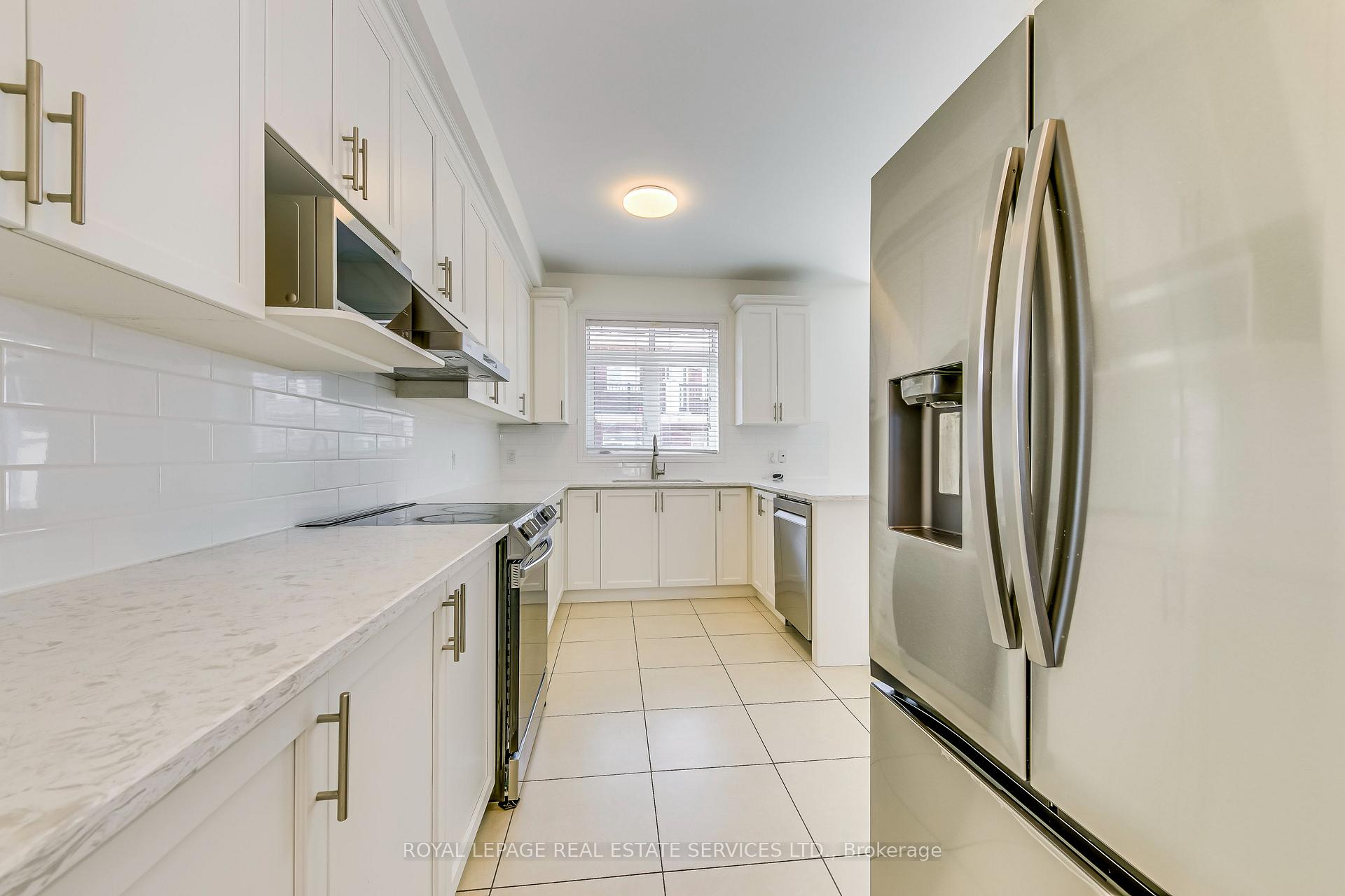 Photo 14 of 3072 Eberly Woods Drive, Oakville, Glenorchy — HOMEH