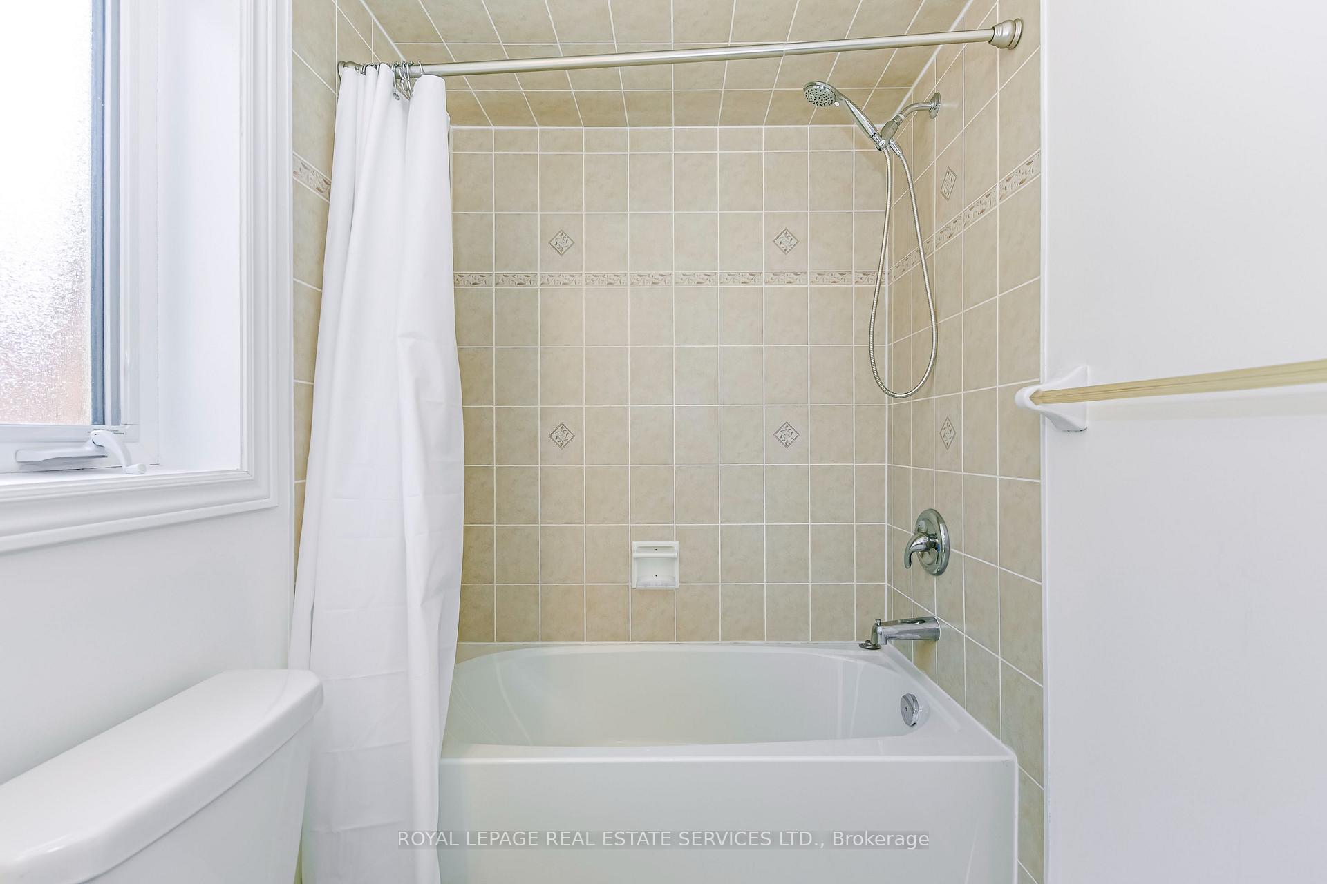 Photo 37 of 3072 Eberly Woods Drive, Oakville, Glenorchy — HOMEH