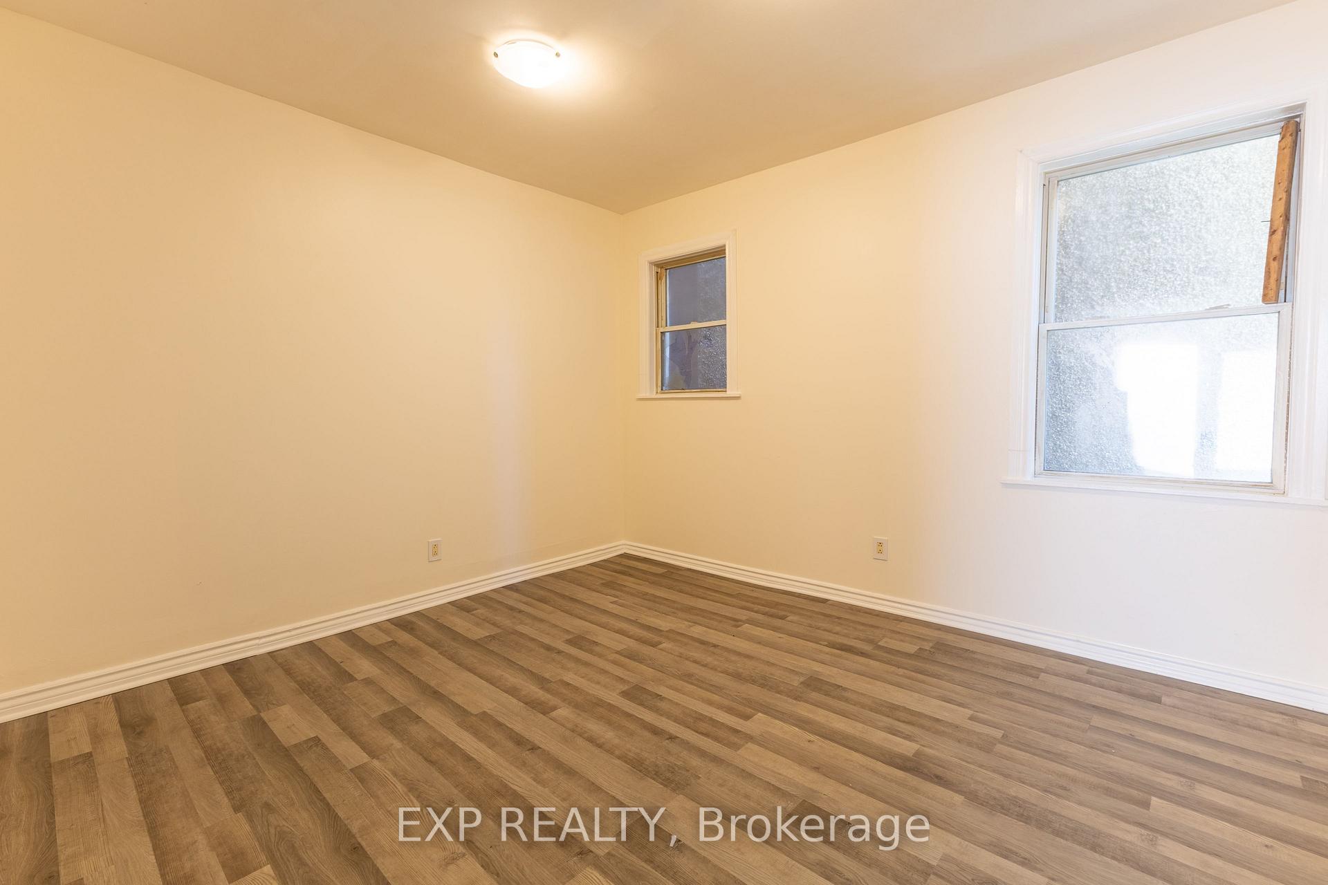 Photo 4 of Unit 4, 288 Montreal Road, Ottawa, Vanier — HOMEH