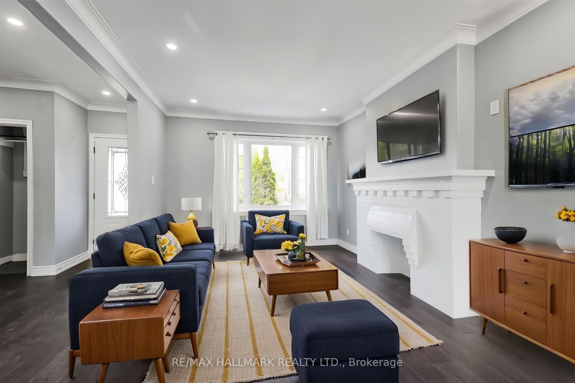 Photo 4 of 161 Sellers Avenue, Toronto, Caledonia-Fairbank — HOMEH