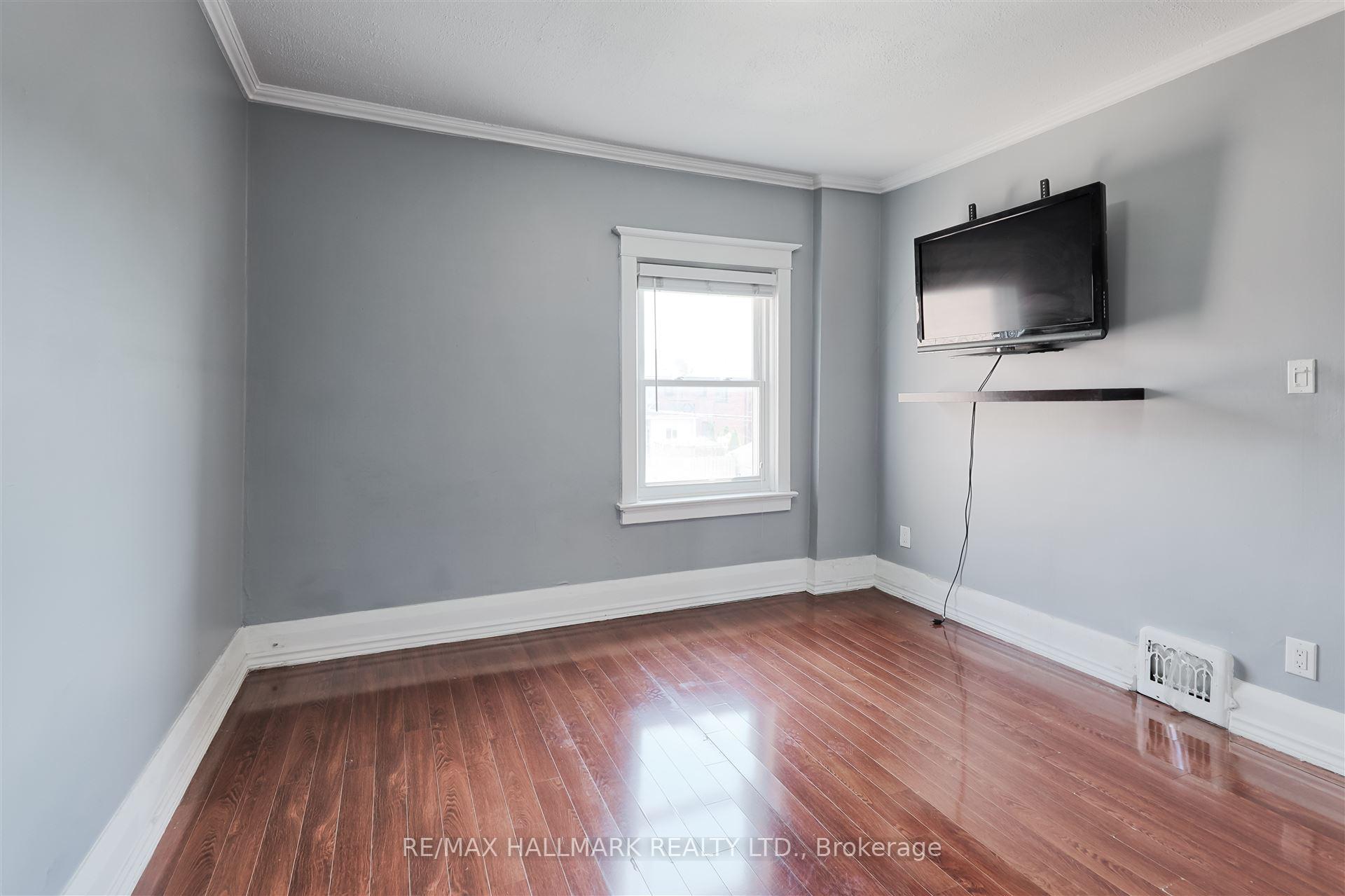 Photo 24 of 161 Sellers Avenue, Toronto, Caledonia-Fairbank — HOMEH