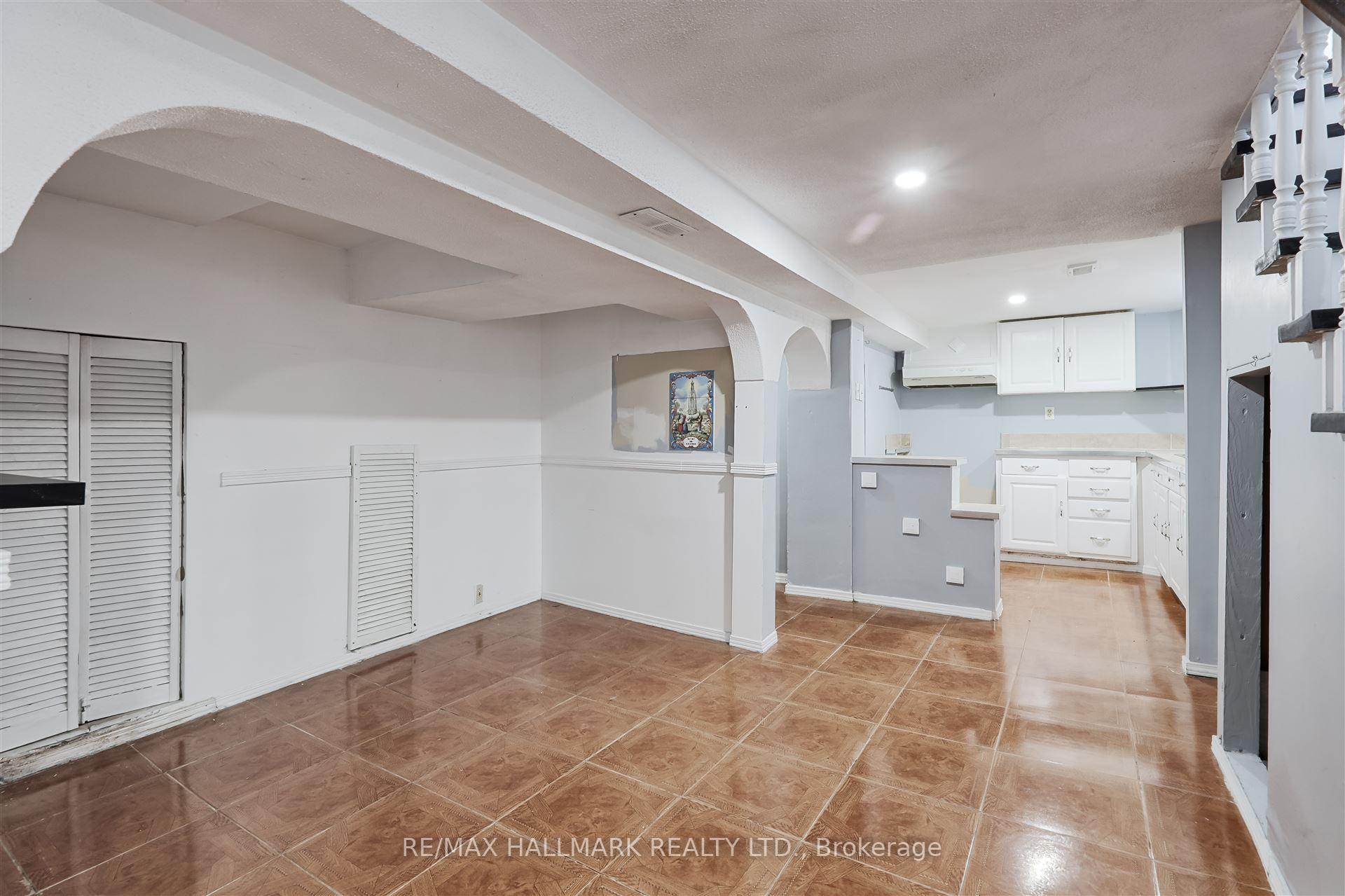 Photo 31 of 161 Sellers Avenue, Toronto, Caledonia-Fairbank — HOMEH