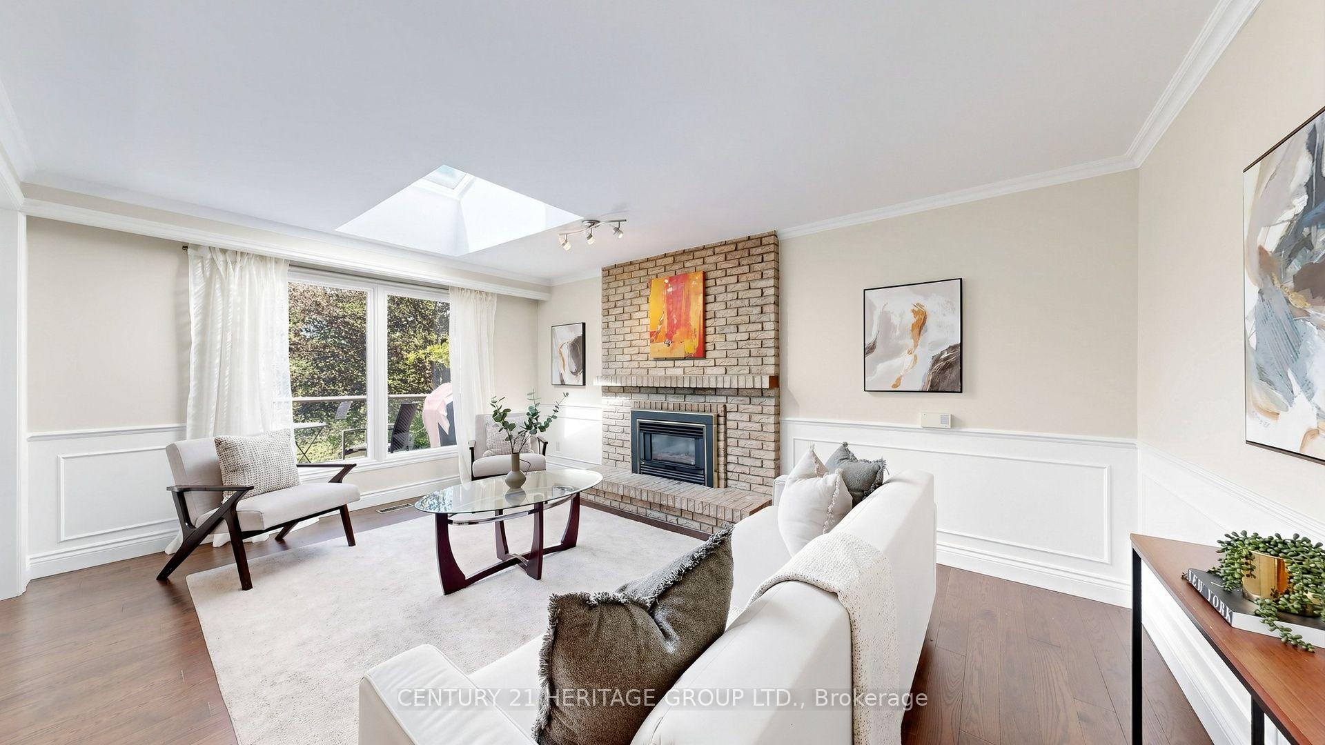 Photo 11 of 58 Julia Street, Markham, Thornhill — HOMEH