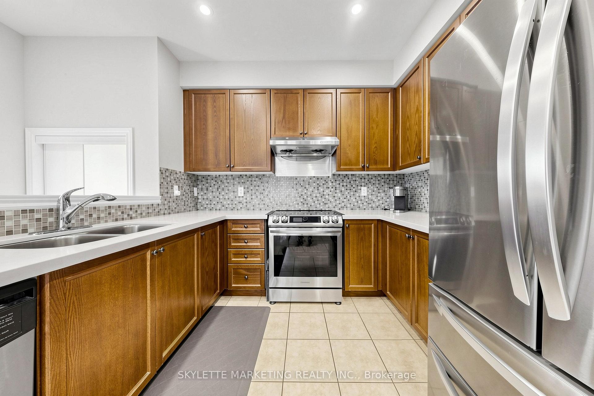 Photo 13 of 2417 Bur Oak Avenue, Markham, Greensborough — HOMEH