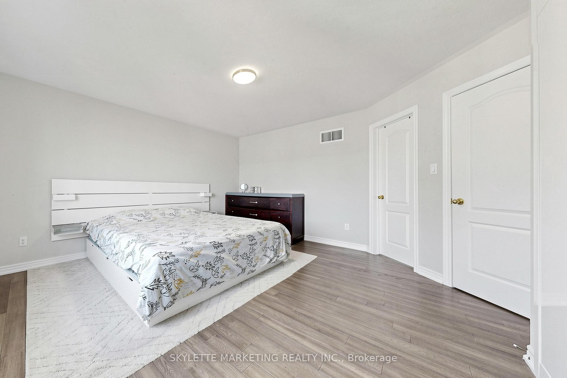 Photo 21 of 2417 Bur Oak Avenue, Markham, Greensborough — HOMEH