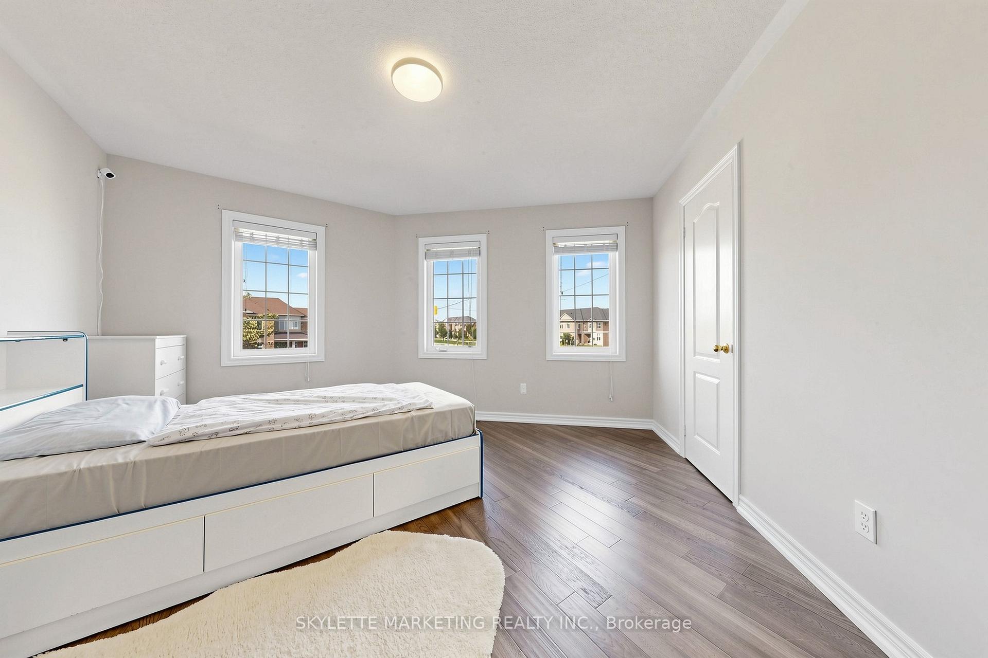 Photo 23 of 2417 Bur Oak Avenue, Markham, Greensborough — HOMEH