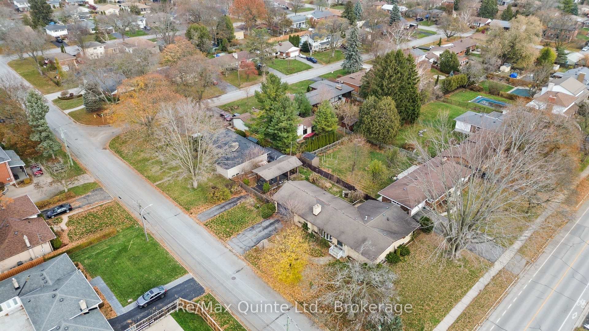 Photo 11 of 5 Stanley Park Drive, Belleville, Belleville Ward — HOMEH