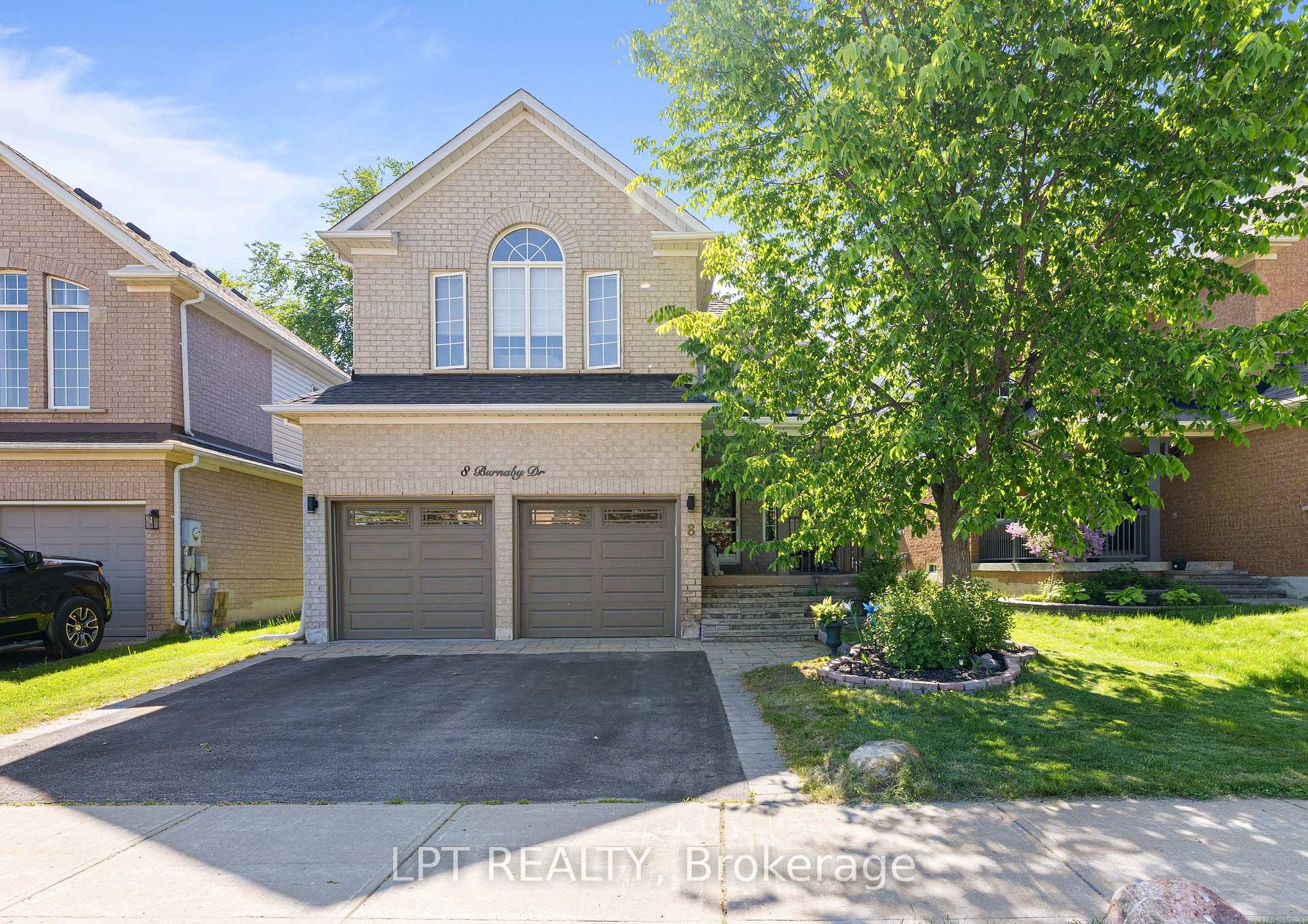 Photo 4 of 8 Burnaby Drive, Georgina, Keswick North — HOMEH