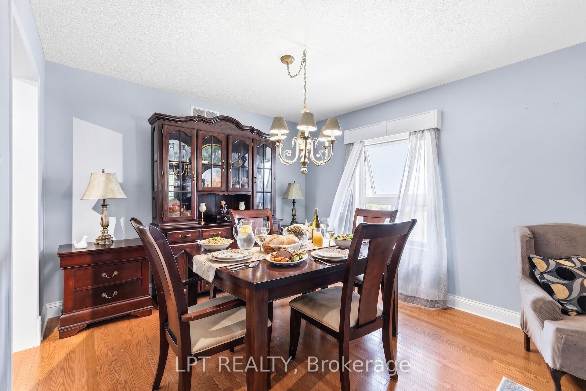 Photo 10 of 8 Burnaby Drive, Georgina, Keswick North — HOMEH