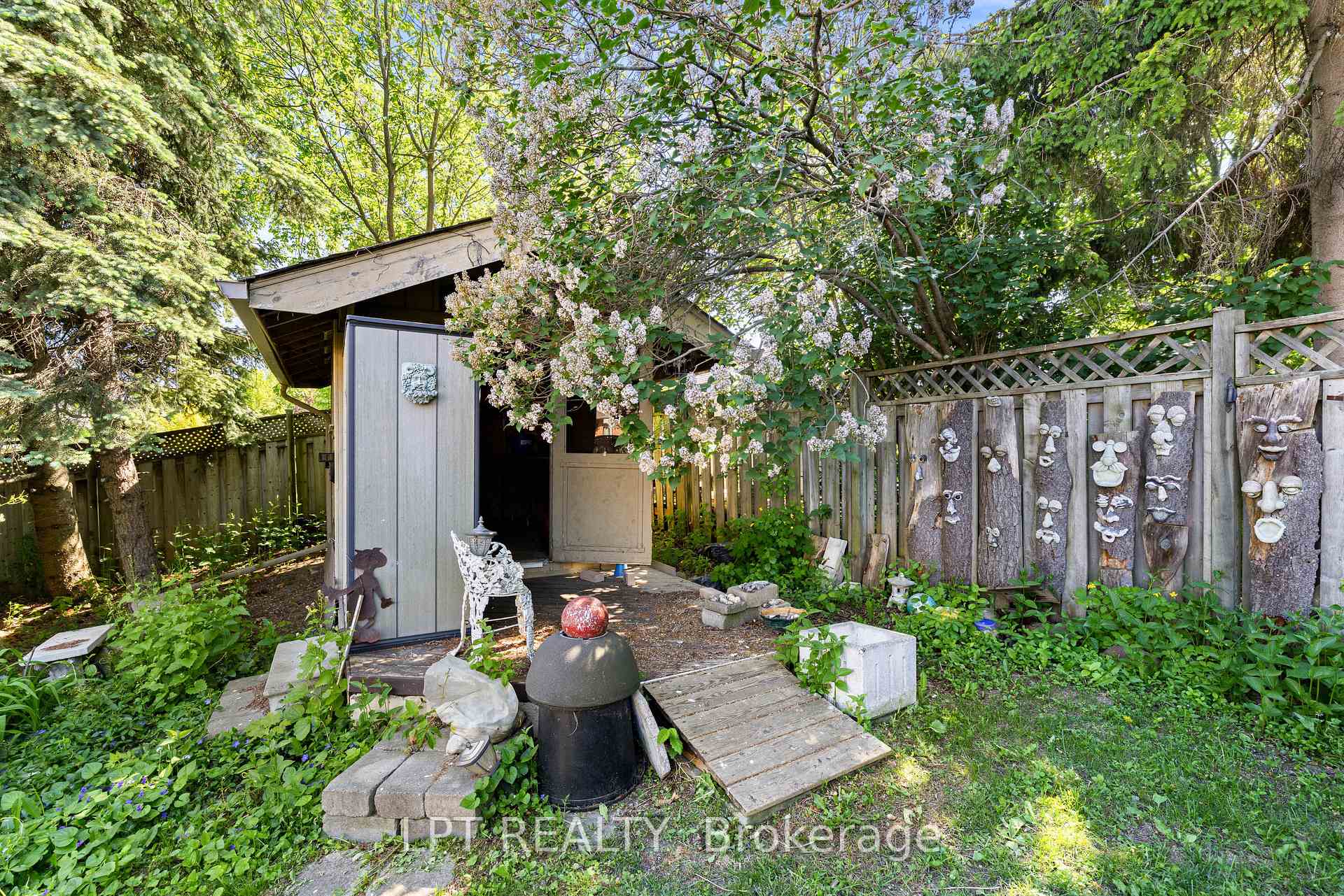 Photo 40 of 8 Burnaby Drive, Georgina, Keswick North — HOMEH