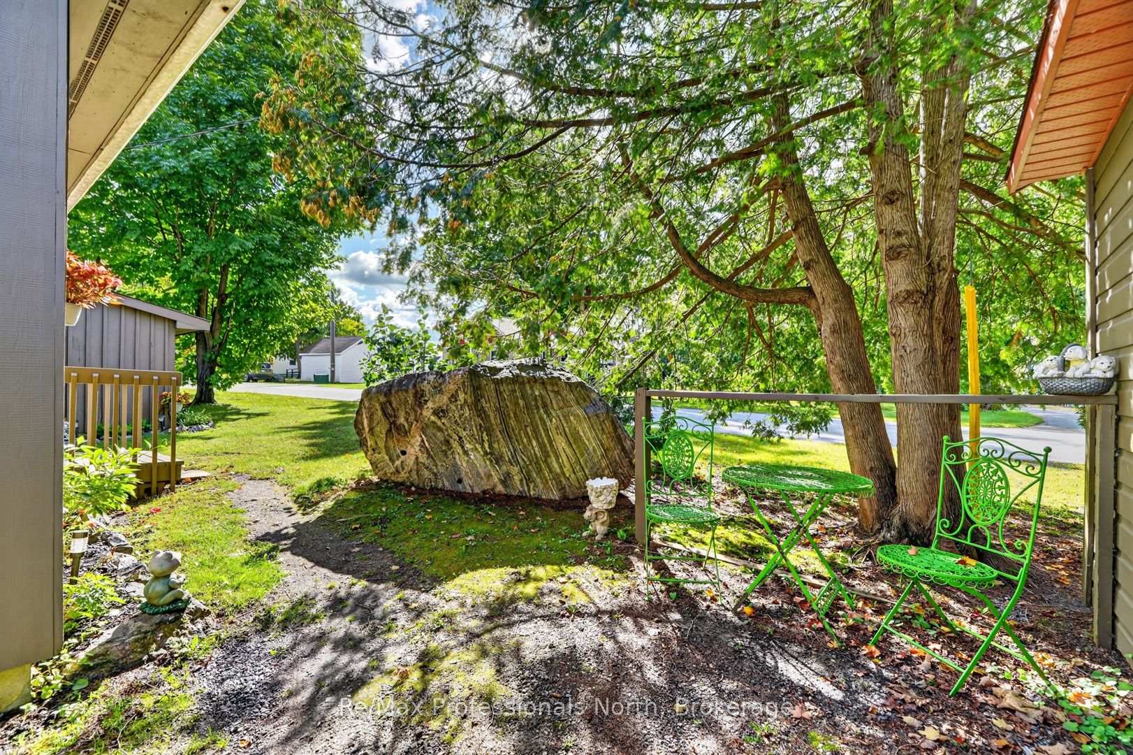 Photo 24 of 160 Isaac Street, Gravenhurst, Muskoka (S) — HOMEH