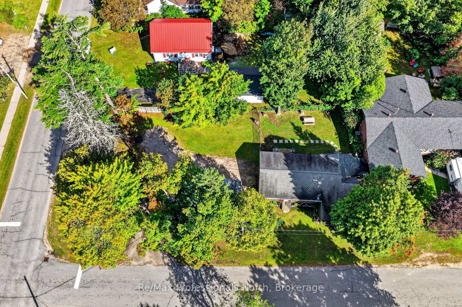 Photo 32 of 160 Isaac Street, Gravenhurst, Muskoka (S) — HOMEH
