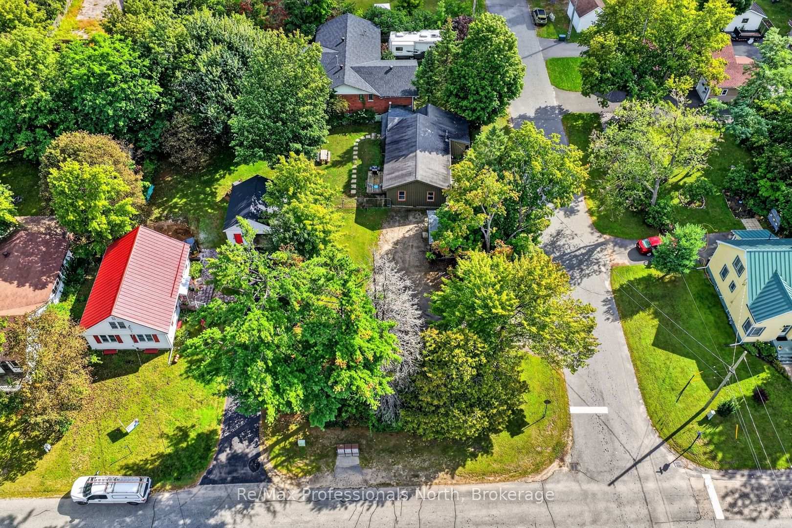 Photo 36 of 160 Isaac Street, Gravenhurst, Muskoka (S) — HOMEH