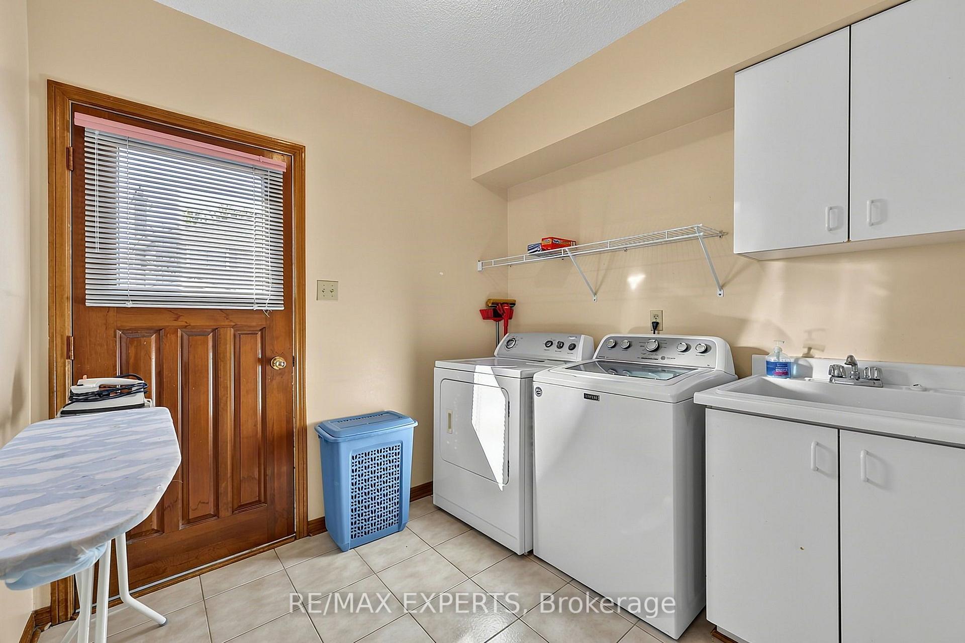 Photo 34 of 179 Bordeaux Drive, Vaughan, East Woodbridge — HOMEH