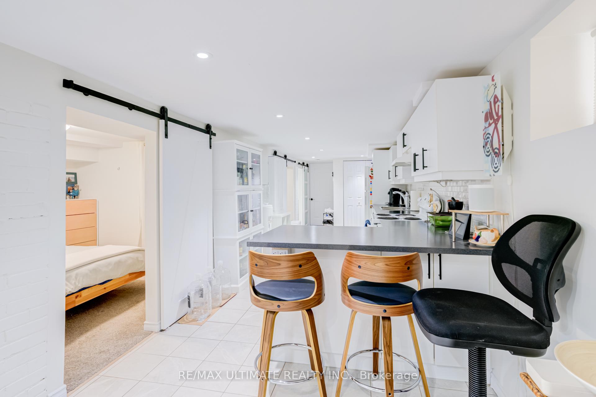 Photo 11 of 533 Kingston Road, Toronto, The Beaches — HOMEH