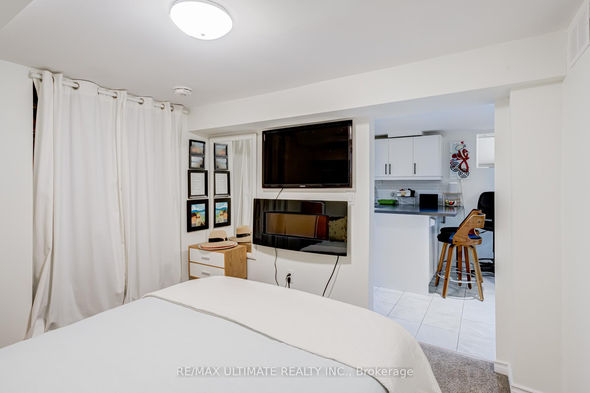 Photo 21 of 533 Kingston Road, Toronto, The Beaches — HOMEH