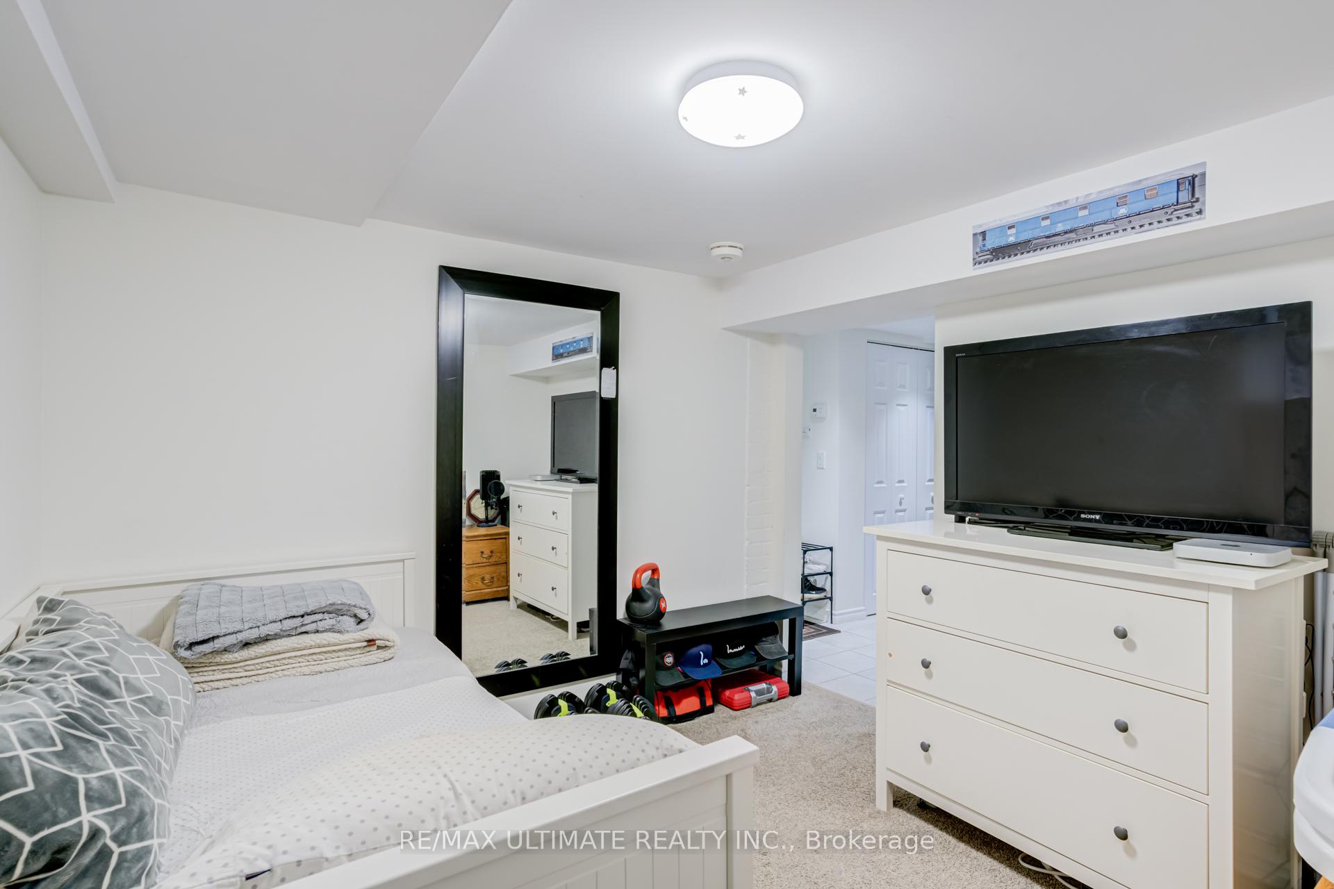 Photo 23 of 533 Kingston Road, Toronto, The Beaches — HOMEH