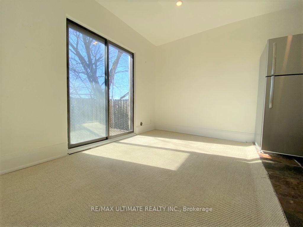 Photo 41 of 533 Kingston Road, Toronto, The Beaches — HOMEH