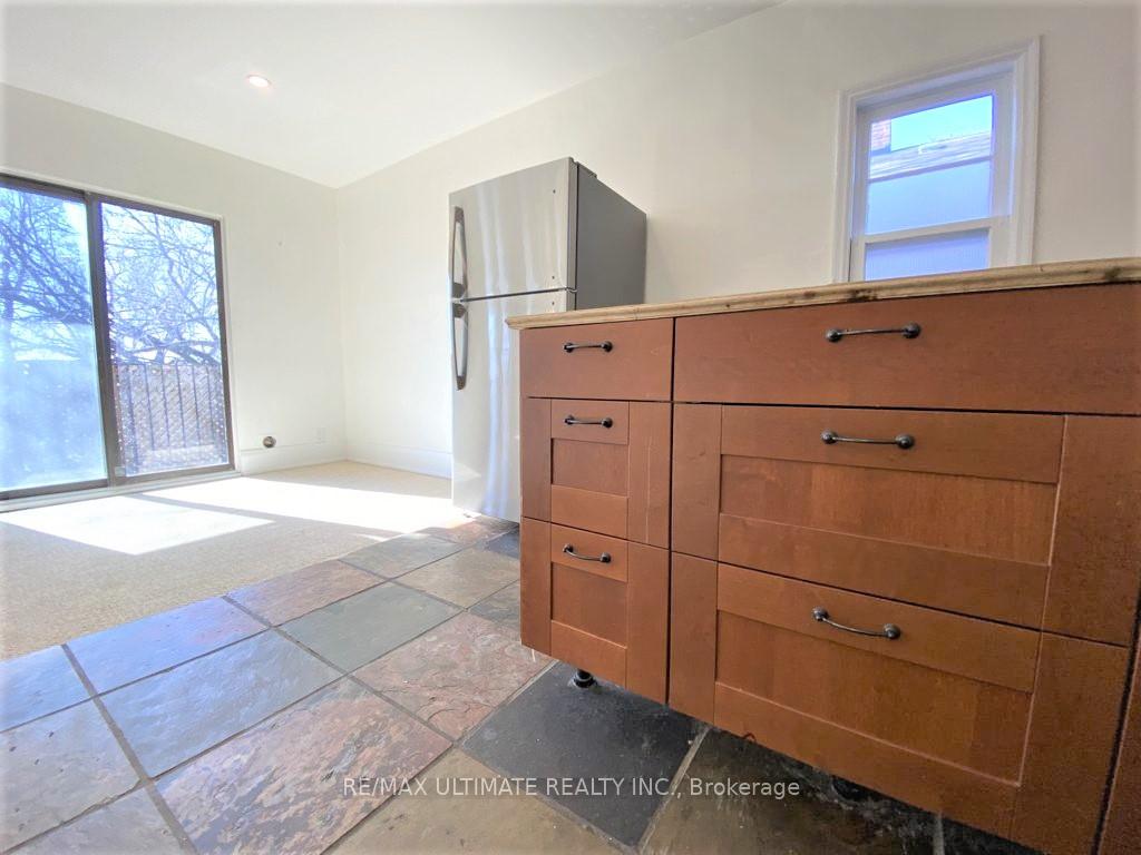 Photo 48 of 533 Kingston Road, Toronto, The Beaches — HOMEH