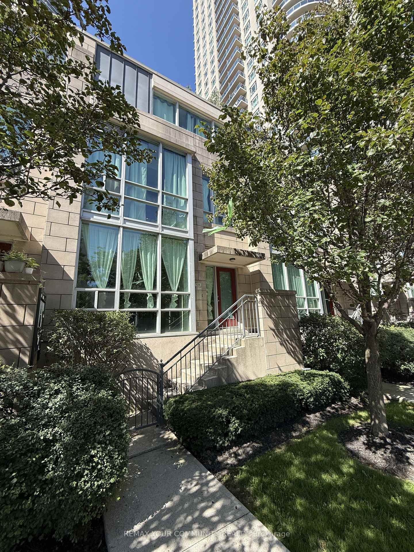 Photo 1 of Unit TH 128, 70 Absolute Avenue, Mississauga, City Centre — HOMEH