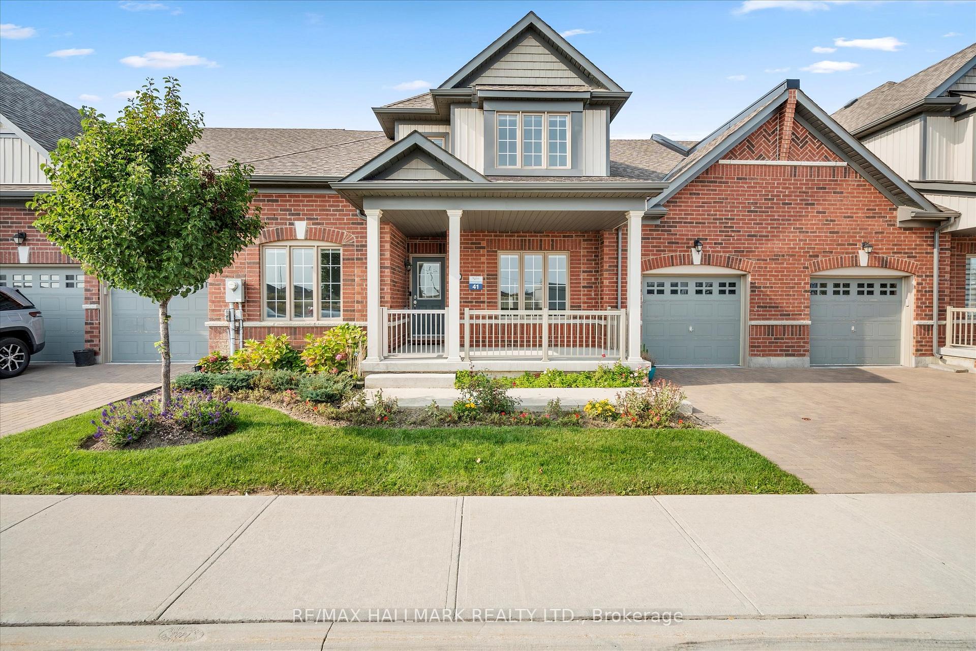 Photo 1 of 13 Tea Rose Road, Brampton, Sandringham-Wellington — HOMEH