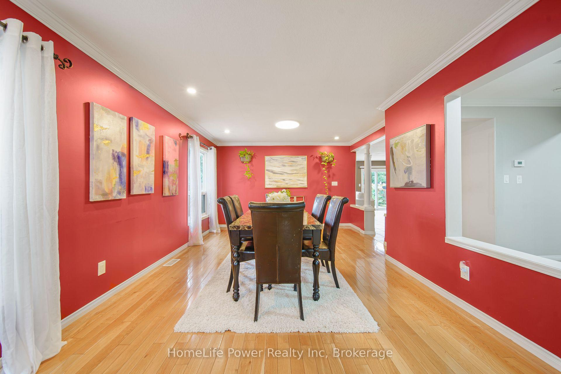 Photo 17 of 765 Brandenburg Boulevard, Waterloo, Clair Hills — HOMEH