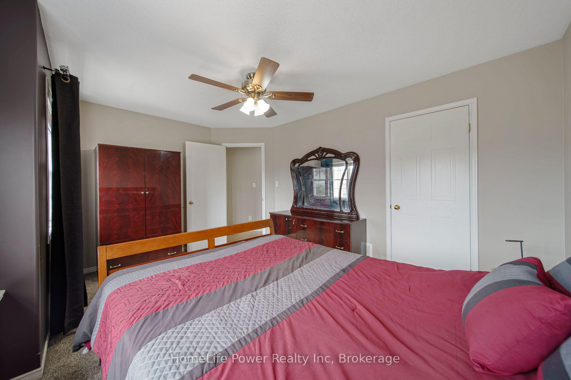 Photo 39 of 765 Brandenburg Boulevard, Waterloo, Clair Hills — HOMEH