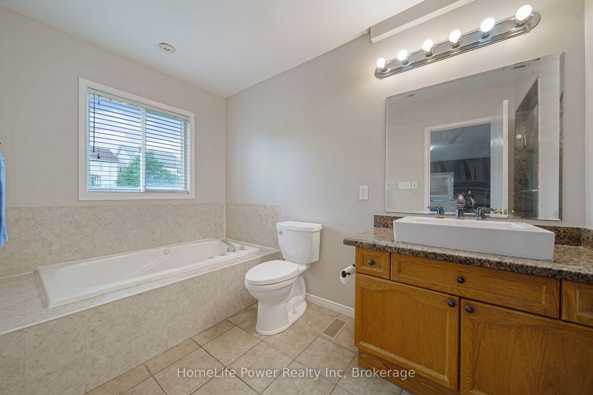 Photo 46 of 765 Brandenburg Boulevard, Waterloo, Clair Hills — HOMEH