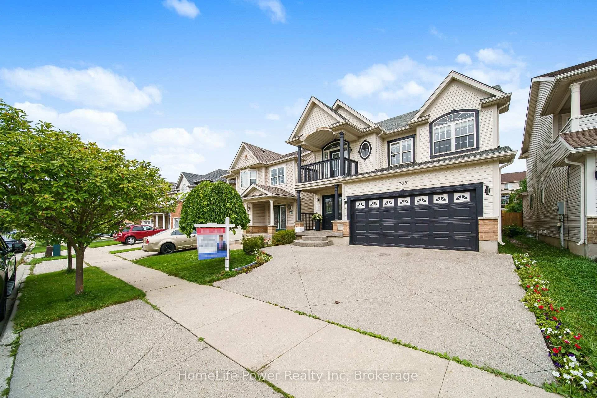 Photo 4 of 765 Brandenburg Boulevard, Waterloo, Clair Hills — HOMEH