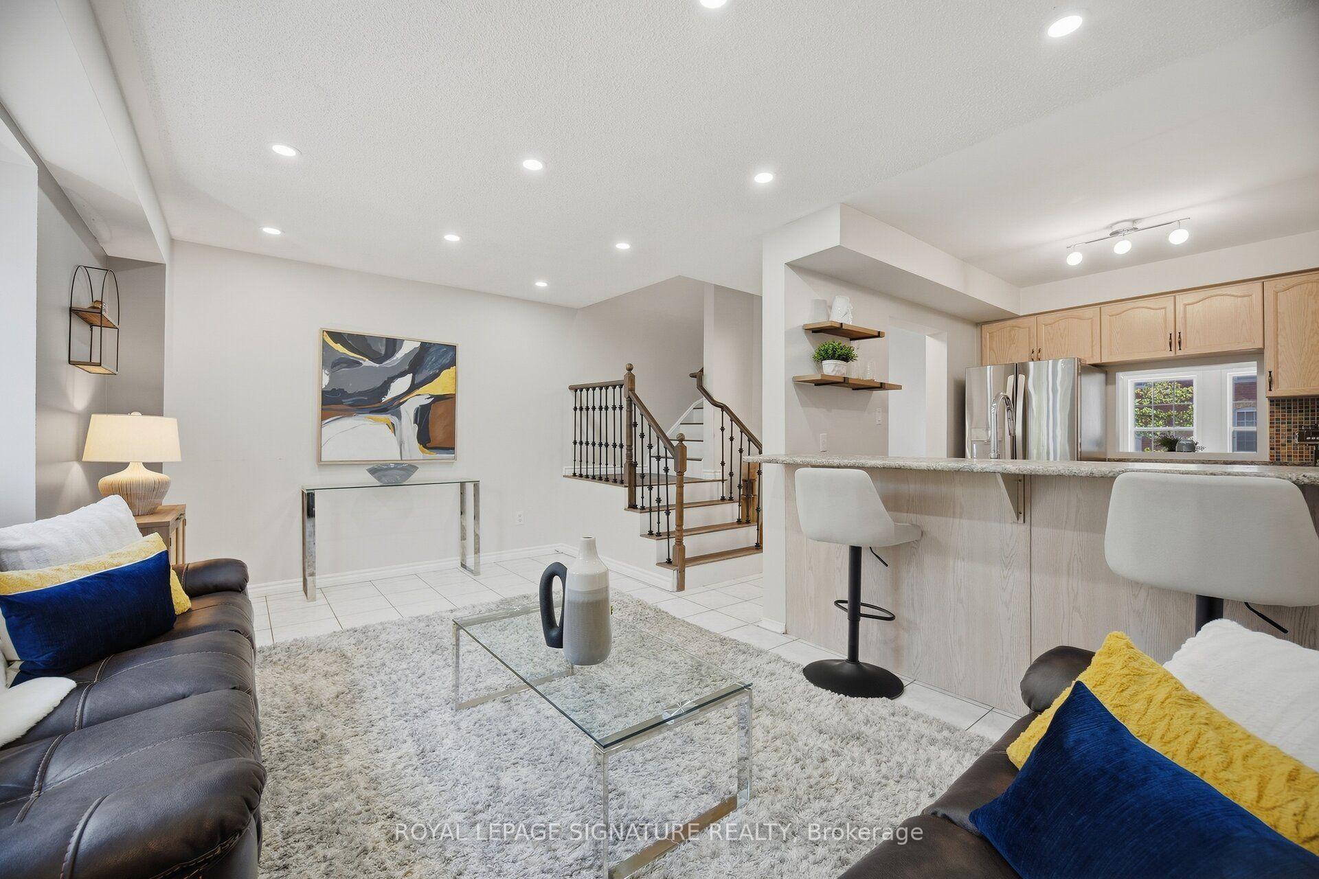 Photo 12 of Unit 57, 6880 Meadowvale Town Centre Circle, Mississauga, Meadowvale — HOMEH