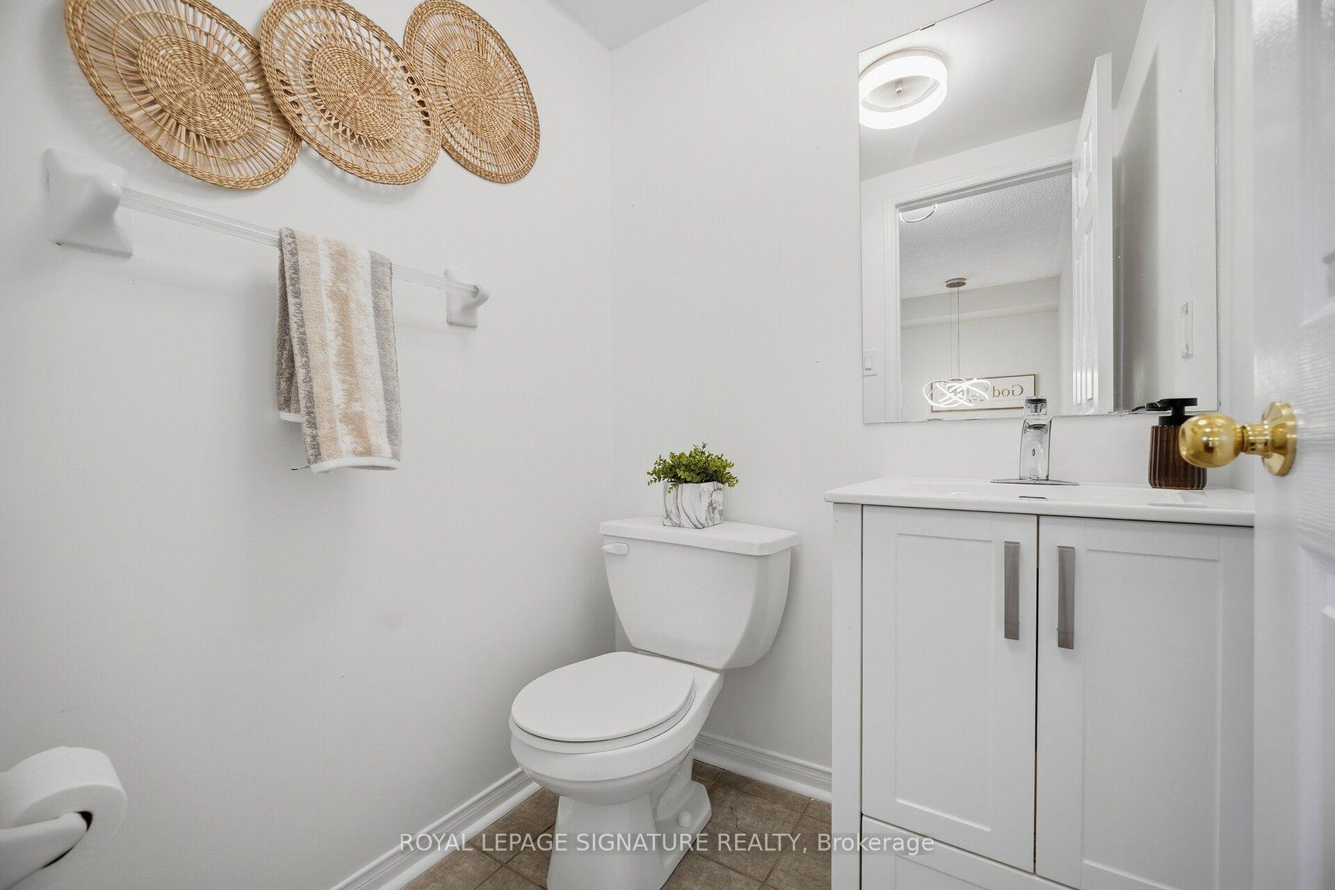 Photo 13 of Unit 57, 6880 Meadowvale Town Centre Circle, Mississauga, Meadowvale — HOMEH