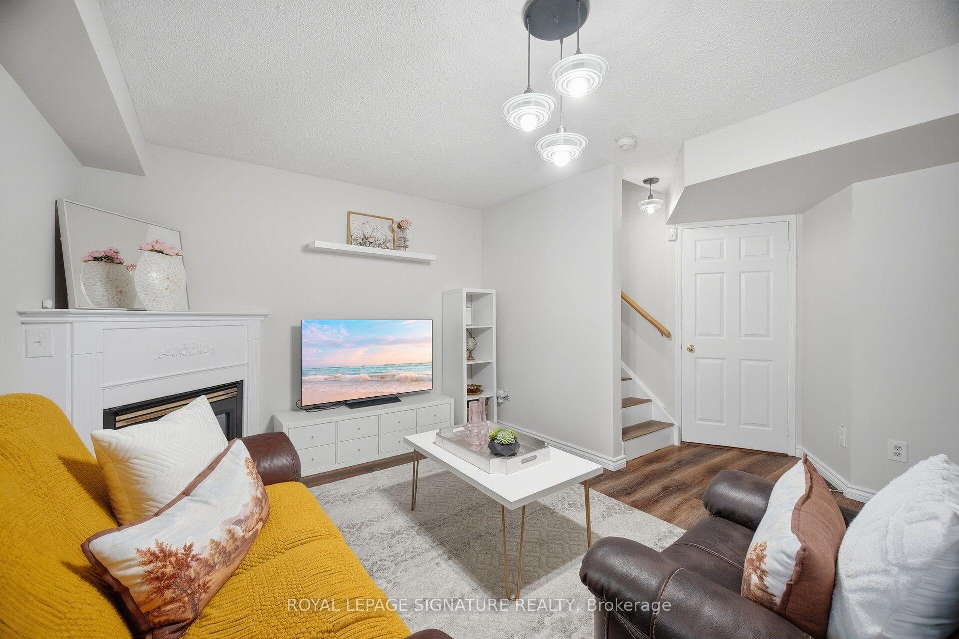 Photo 22 of Unit 57, 6880 Meadowvale Town Centre Circle, Mississauga, Meadowvale — HOMEH