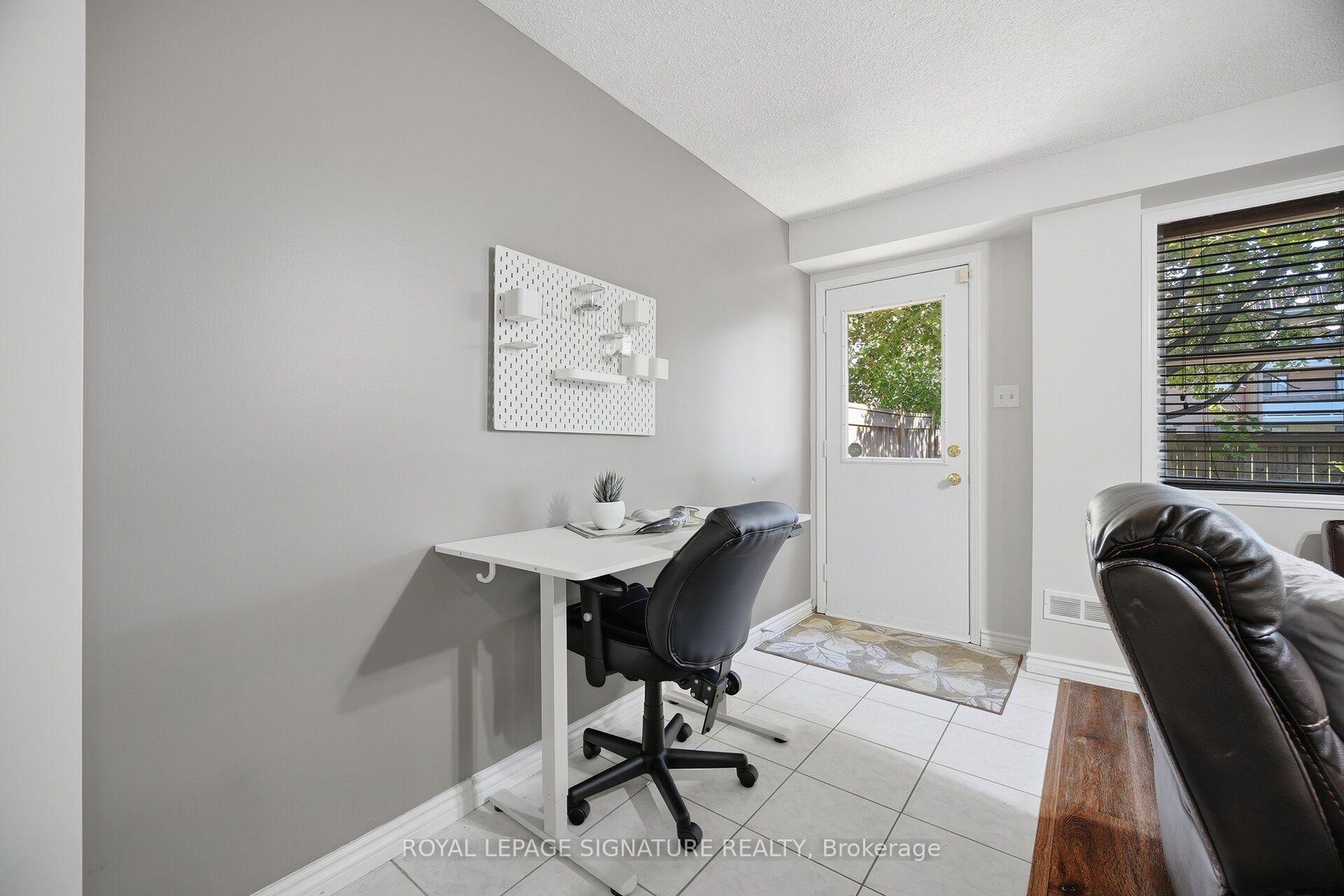Photo 25 of Unit 57, 6880 Meadowvale Town Centre Circle, Mississauga, Meadowvale — HOMEH