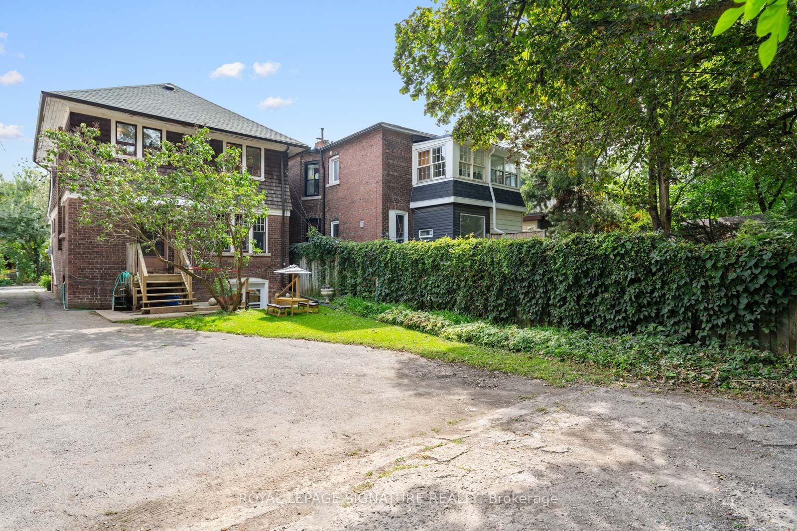 Photo 30 of 46 Orchard Park Boulevard, Toronto, Woodbine Corridor — HOMEH