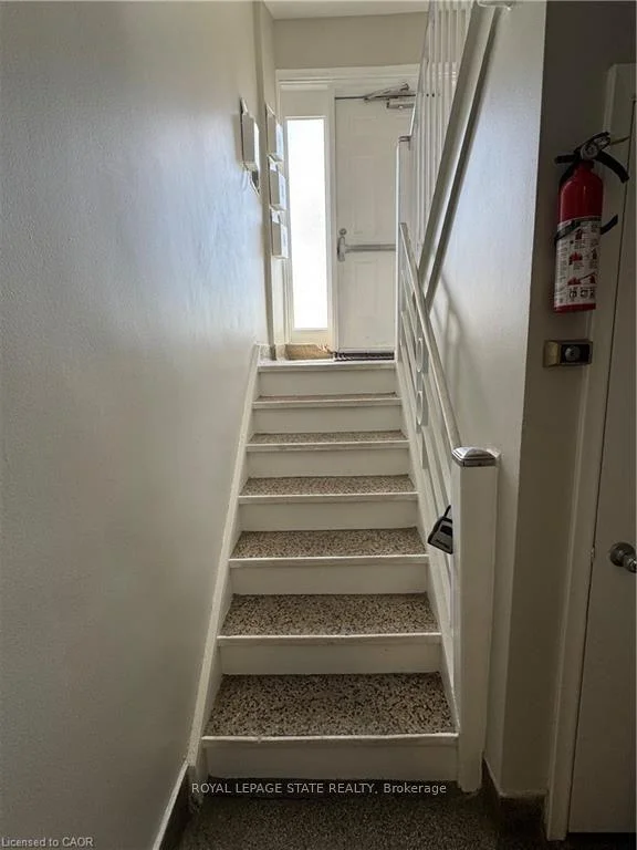 Photo 13 of 1364 Wilson Avenue, North York, Downsview-Roding-CFB — HOMEH