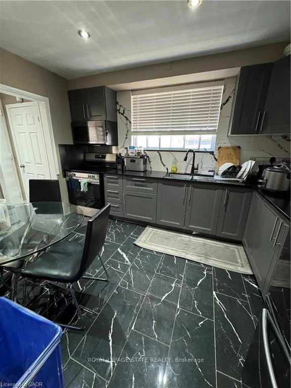 Photo 24 of 1364 Wilson Avenue, North York, Downsview-Roding-CFB — HOMEH