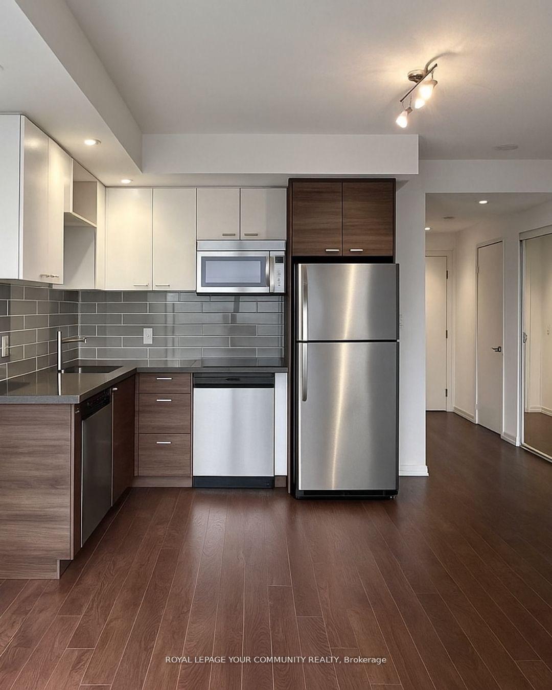 Photo 2 of Unit 3203, 121 Mcmahon Drive, North York, Bayview Village — HOMEH