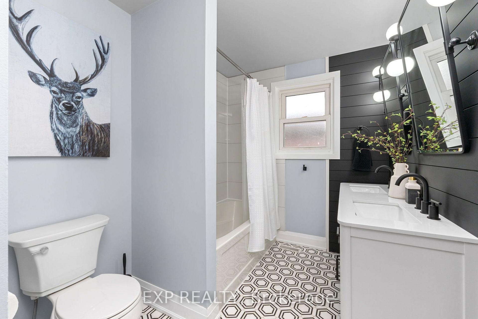 Photo 11 of 1439 Parkham Crescent, Pickering, Bay Ridges — HOMEH