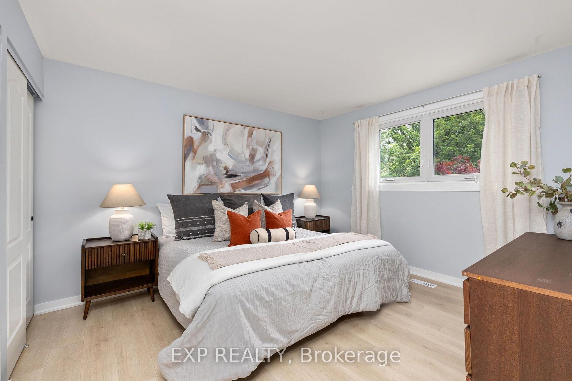 Photo 13 of 1439 Parkham Crescent, Pickering, Bay Ridges — HOMEH