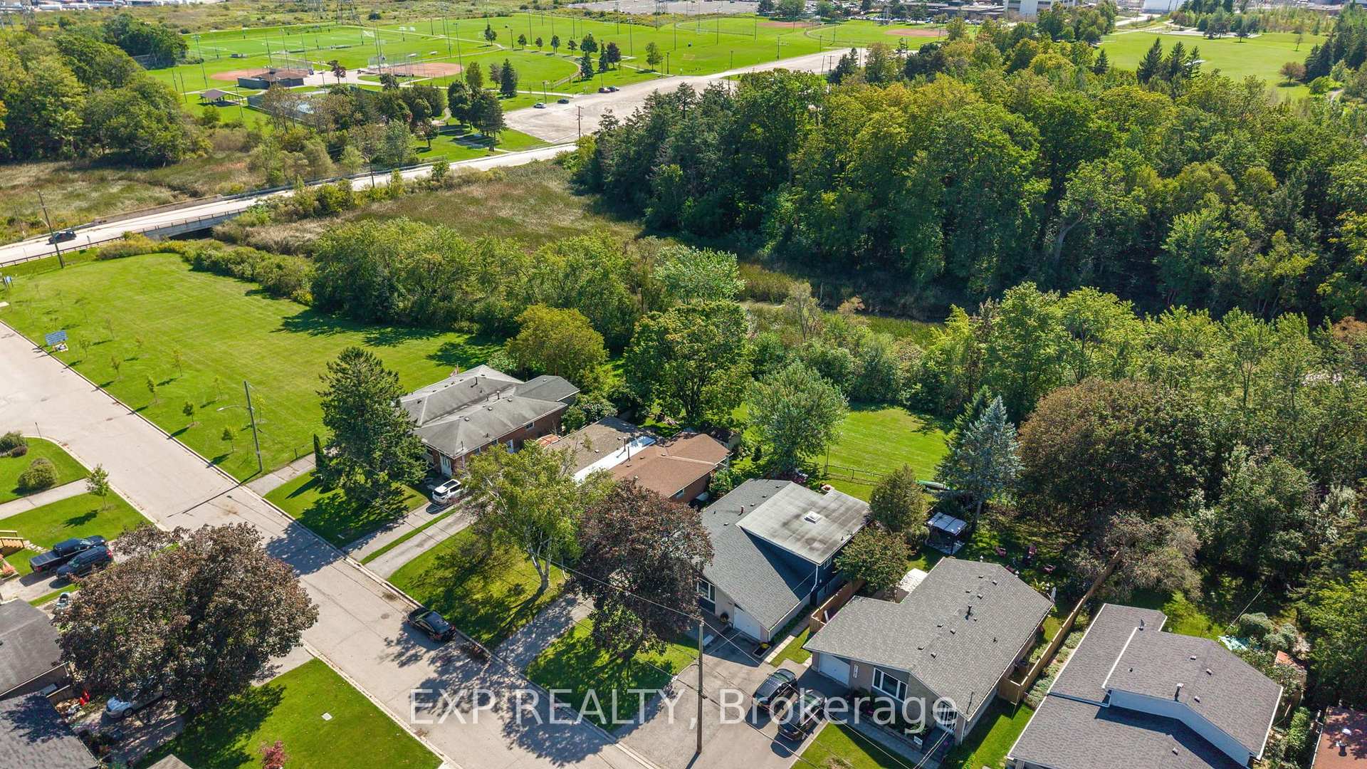 Photo 40 of 1439 Parkham Crescent, Pickering, Bay Ridges — HOMEH