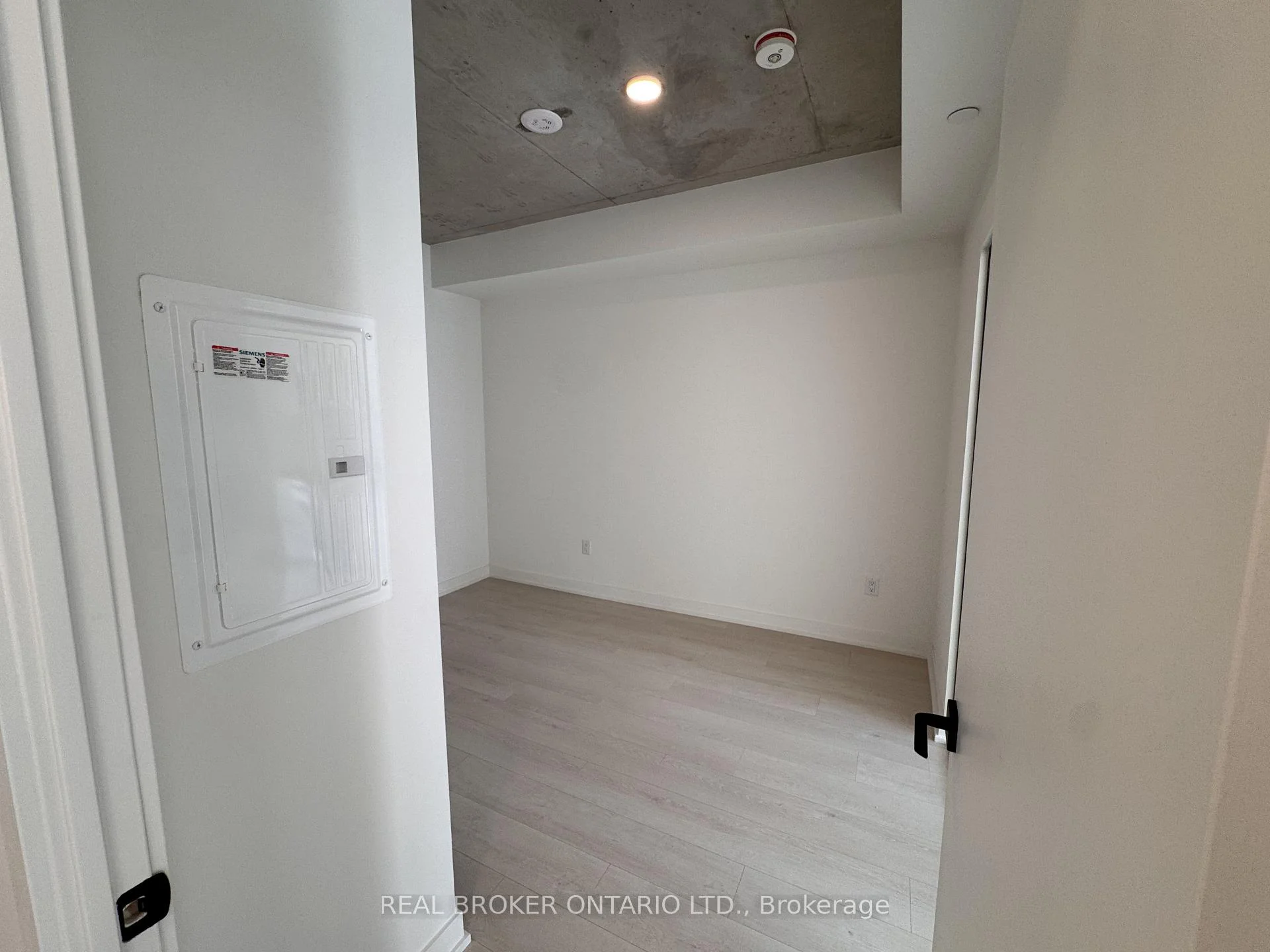 Photo 6 of 410 Keele Street, Toronto, Junction Area — HOMEH